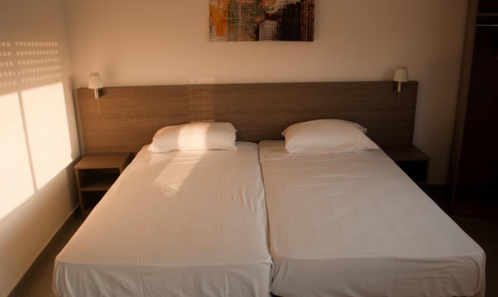 St. George Rent Rooms ลาร์นาคา ภายนอก รูปภาพ