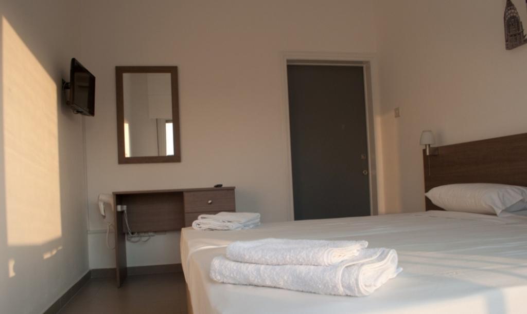 St. George Rent Rooms ลาร์นาคา ภายนอก รูปภาพ