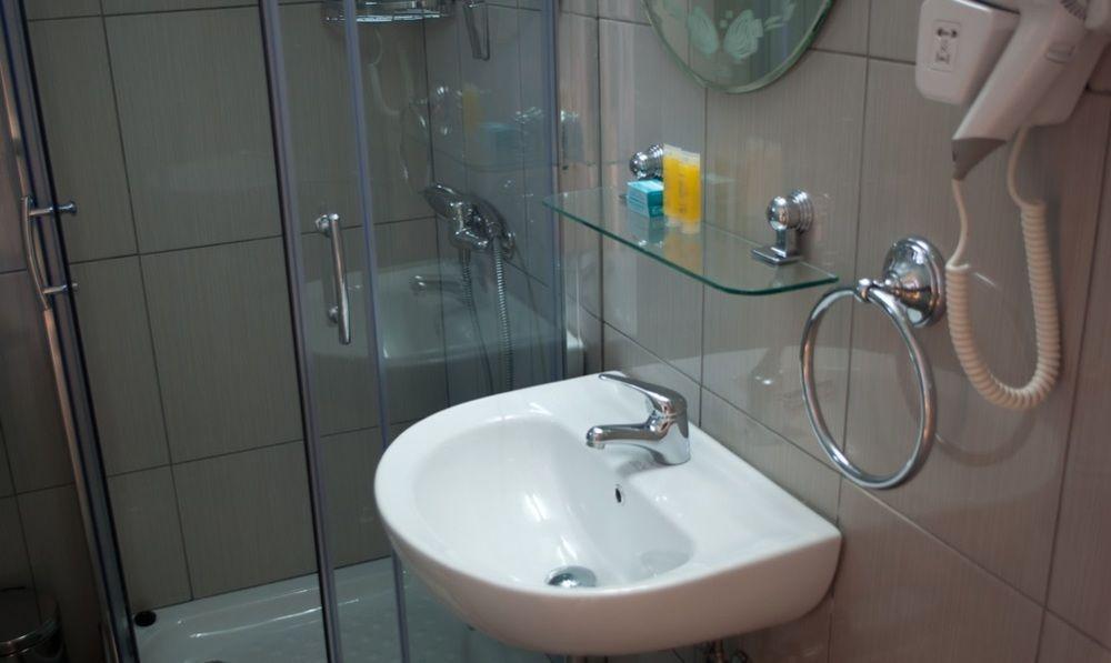 St. George Rent Rooms ลาร์นาคา ภายนอก รูปภาพ