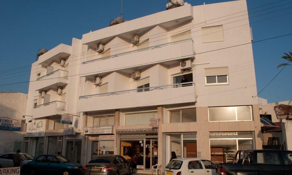 St. George Rent Rooms ลาร์นาคา ภายนอก รูปภาพ