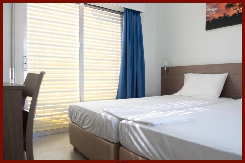 St. George Rent Rooms ลาร์นาคา ภายนอก รูปภาพ
